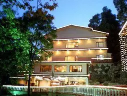 Hotel Madhuban Highlands | Uttarkand - Dehra Dun Bölgesi - Dehradun - Mussoorie