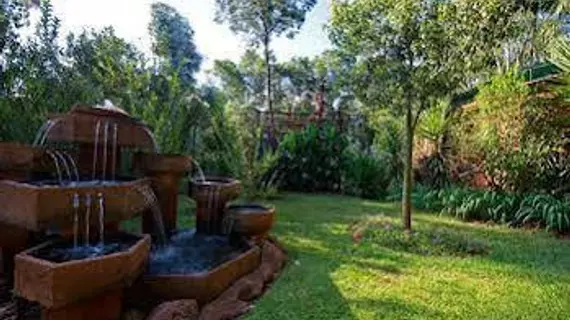 Woodland Gardens | Gauteng - City of Tshwane - Johannesburg (ve civarı) - Magaliesberg