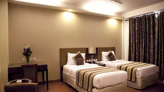 Alpina Hotels & Suites | Batı Delhi - Ulusal Eyalet Başkenti Delhi - Delhi (ve civarı) - Yeni Delhi