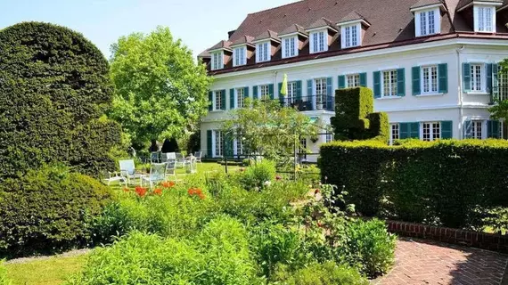 Chateau De Montreuil | Hauts-de-France - Pas-de-Calais (bölge) - Montreuil-sur-Mer