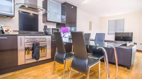 Apartment Wharf – Cuba Street | Londra (ve civarı) - North London