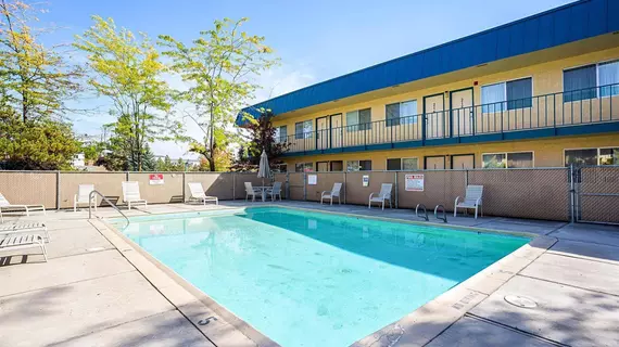 Motel 6 Moscow ID | Idaho - Lewiston (ve civarı) - Moskova