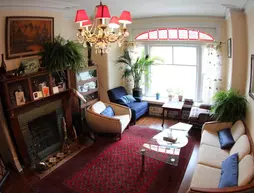 Toronto Garden Inn Bed & Breakfast