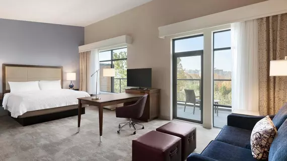 Hampton Inn and Suites Seattle/Renton | Washington - Seattle (ve dolayları) - Renton