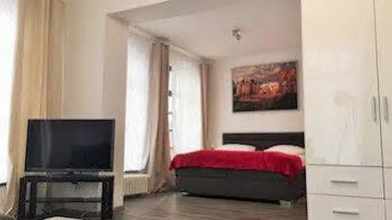 Altstadthotel und Apartments Hayk | Kuzey Ren-Westfalia - Köln (ve civarı) - Köln - Ren'in Sol Yakası