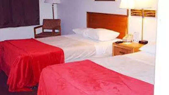 Americas Best Value-Courtyard Inn | Wisconsin - Fort Atkinson (ve civarı) - Fort Atkinson