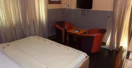 CCourtesy Suites | Lagos (ve civarı) - Lagos - Festac