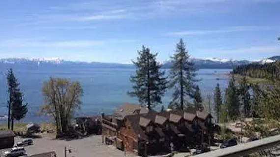 Pepper Tree Inn Tahoe City | Kaliforniya - Lake Tahoe (ve civarı) - Tahoe City