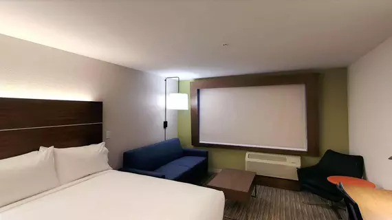 Holiday Inn Express and Suites Detroit Northwest Livonia | Michigan - Detroit (ve civarı) - Livonia