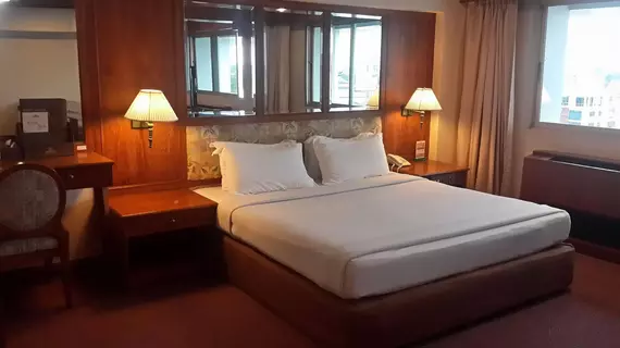 Golden City Rayong Hotel | Rayong İli - Rayong