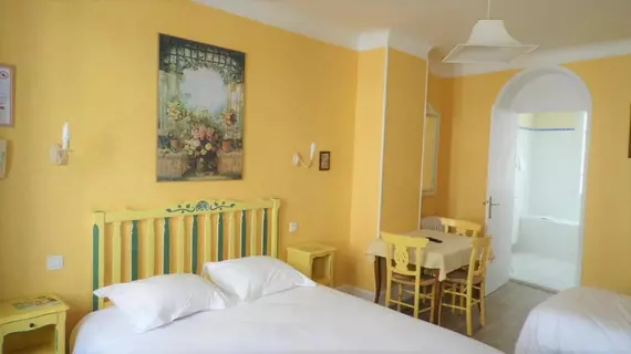 Hotel Le Reynita | Normandiya - Calvados (bölge) - Trouville-sur-Mer