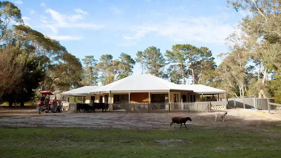 Margaret River Hideaway & Farmstay | Batı Avustralya - Bramley