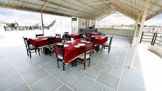 Hotel Kinza | Racastan - Udaipur Bölgesi - Udaipur