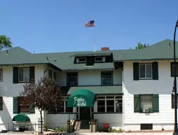 The Higgins Hotel | Wyoming - Glenrock