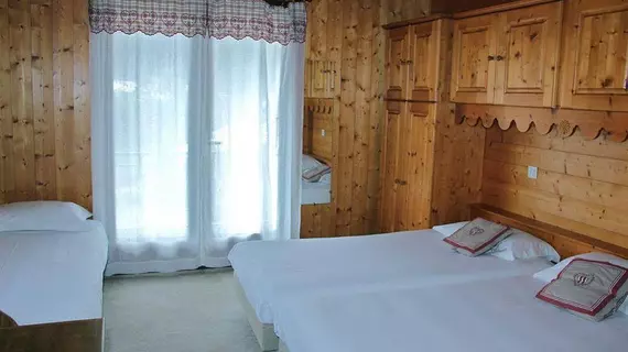 Hôtel l’Ours Blanc | Auvergne-Rhone-Alpes - Haute-Savoie (bölge) - Morzine