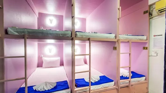 Oasis Capsules Hostel | Siem Reap (ili) - Siem Reap