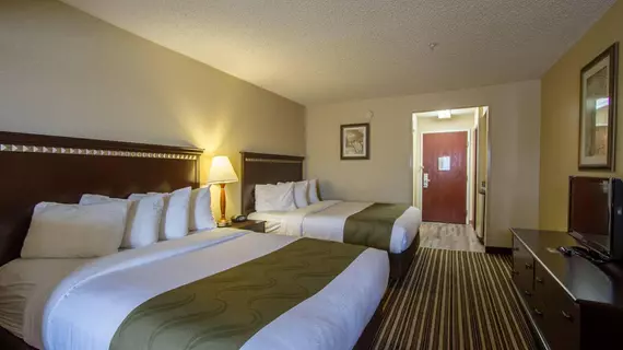 Quality Inn and Suites Denver North Westminster | Kolorado - Denver (ve civarı) - Westminster