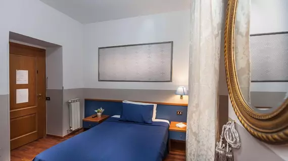 Ora Guesthouse | Lazio - Roma (ve civarı) - Roma Kent Merkezi - Monti