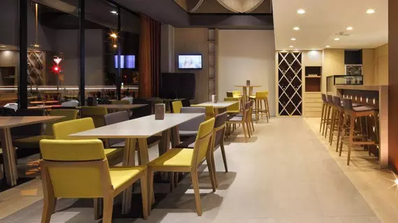 Hotel Nox | Ljubljana (ve civarı)