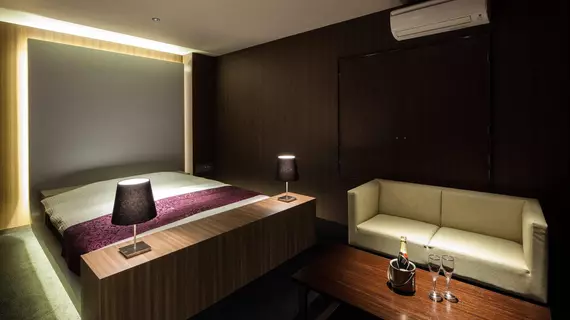 CGran Adult Only | Osaka (idari bölge) - Osaka (ve civarı) - Osaka City Center - Namba