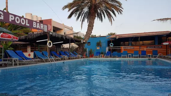 Kkaras Hotel | Larnaka Bölgesi - Ayia Napa