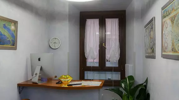 Ora Guesthouse | Lazio - Roma (ve civarı) - Roma Kent Merkezi - Monti