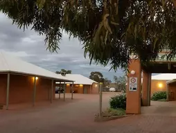 Mud Hut Motel | Güney Avustralya - Coober Pedy