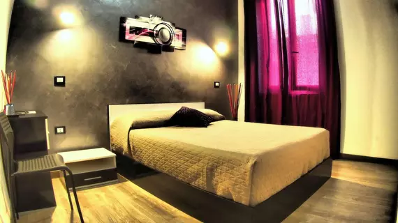 Mouna Luxury Rooms | Lazio - Roma (ve civarı) - Roma Kent Merkezi - Esquilino