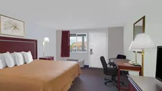 Travelodge Bangor | Maine - Bangor (ve civarı) - Bangor