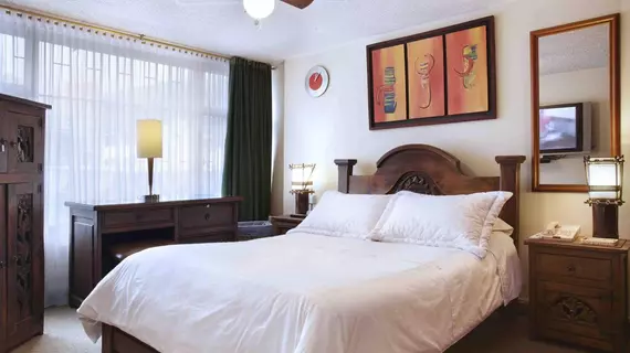 Hotel Charlies Place | Cundinamarca - Bogota (ve civarı) - Bogota - Santa Ana