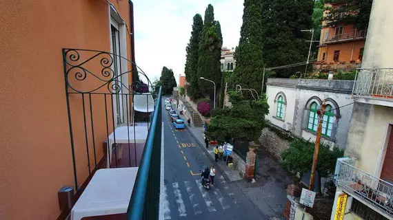 Inn Piero | Sicilya - Messina (vilayet) - Taormina Sahili - Taormina