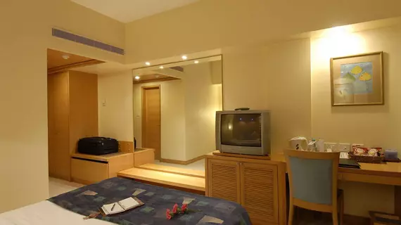 Quality Hotel The Regency | Maharaştra - Pune Bölgesi - Pune