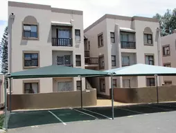 Serengeti Self Catering Units | Western Cape (il) - West Coast DC - Drakenstein - Cape Town (ve civarı) - Cape Town - Bellville