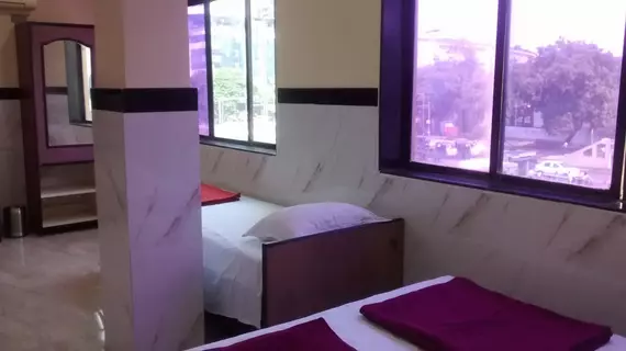 Hotel Annas | Maharaştra - Pune Bölgesi - Pune - Viman Nagar