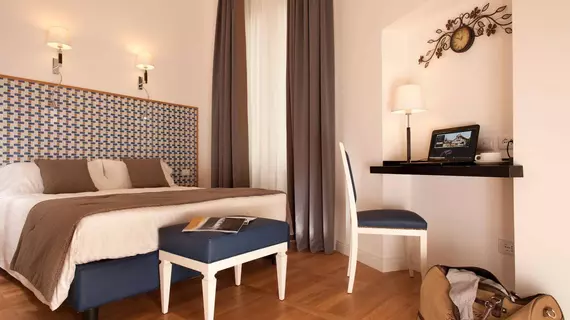 Floris Hotel | Lazio - Roma (ve civarı) - Roma Kent Merkezi - Rione XVIII Castro Pretorio