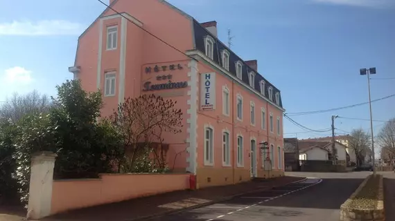 Hotel Terminus | Bourgogne-Franche-Comte - Saone-et-Loire (bölge) - Paray-le-Monial