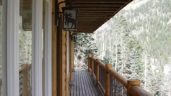 Snow Bear Inn | New Mexico - Taos (ve civarı) - Taos Ski Valley