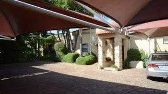 Norscot Manor Guest Lodge | Gauteng - City of Tshwane - Johannesburg (ve civarı) - Sandton