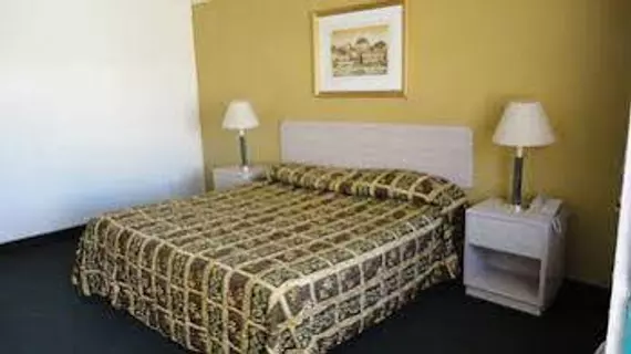 Imperial 400 Motor Inn | Kaliforniya - San Bernardino County - Bullhead City (ve civarı) - Needles