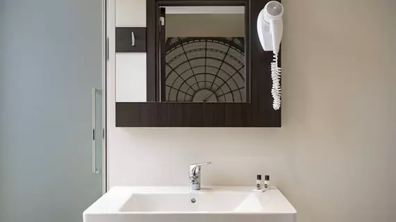 B&B Hotel Milano Sant'Ambrogio | Lombardy - Milano (ve civarı) - Milano