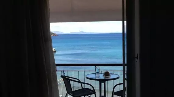 Oasis Hotel | Attica - Aegina - Agia Marina