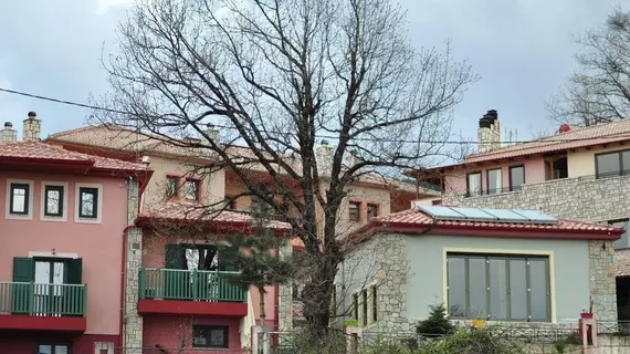 Oreiades Suites | Tesalya - Karditsa (bölge) - Plastiras Gölü