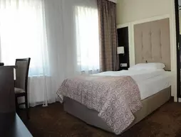 Hotel Atlas Halle | Saxony (Saksonya)-Anhalt - Halle (Saale)