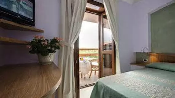 Hotel Cala Reale | Sardinya - Sassari - Stintino