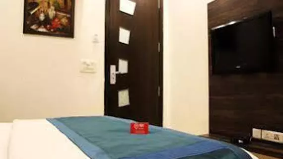 OYO Rooms Pitampura Rani Bagh | Batı Delhi - Ulusal Eyalet Başkenti Delhi - Delhi (ve civarı) - Yeni Delhi