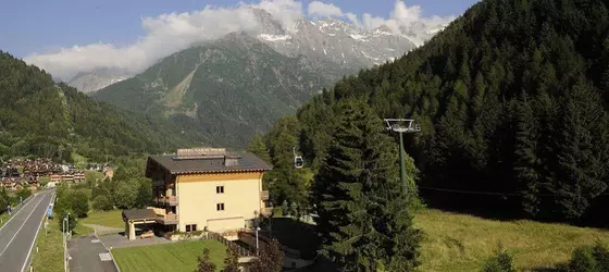 Hotel Garni Pegrà | Lombardy - Brescia (il) - Ponte di Legno