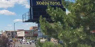 Downtown Xenion Motel