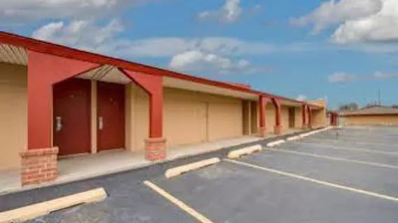 Travelers Inn Midwest City | Oklahoma - Oklahoma City (ve civarı) - Midwest City