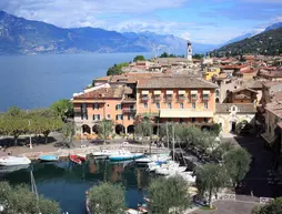 Hotel Ristorante Gardesana | Veneto - Torri del Benaco