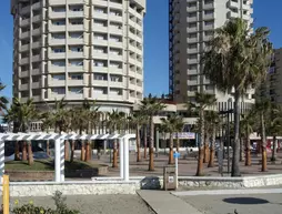 Hotel El Puerto by Pierre Vacances | Andalucia - Malaga İli - Fuengirola - Fuengirola Kent Merkezi